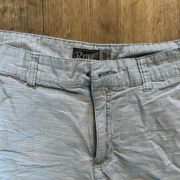 RETROFIT SHORTS SIZE(30) - Picture 4 of 6